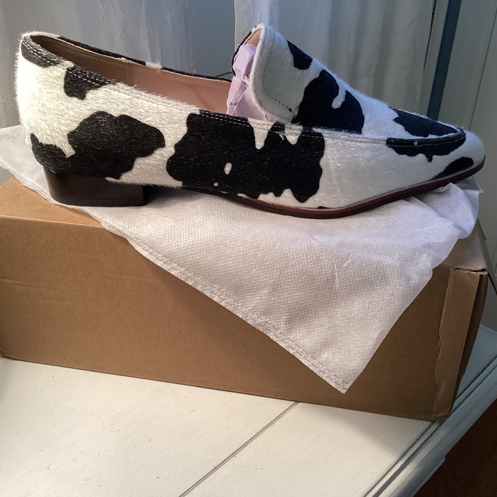 Cow Print Women's Loafers - Picture 4 of 4